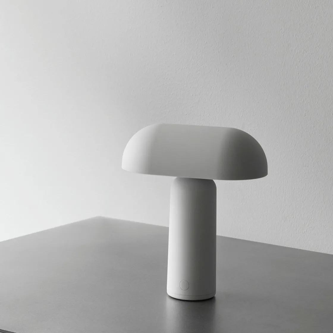 Normann Copenhagen Oppladbare Bordlamper<Porta bordlampe - Grå