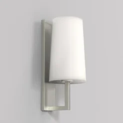 Astro Lighting Baderomsbelysning Vegg<Riva 350 vegglampe baderom IP44 med glass skjerm