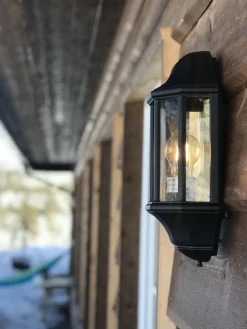 Sg Armaturen As Lightup-Pris|Utelamper - Veggskjold / Plafond<Sorrento utelampe