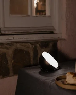New Works Oppladbare Bordlamper<Sphere Adventure Light - mørk