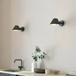 DFTP Leselamper<Stay vegglampe -