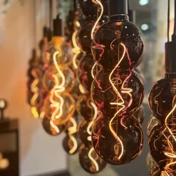 Unison Led-Pærer E27 Sokkel<3-Steg Triple Nero 4W 1800K - E27 - farget