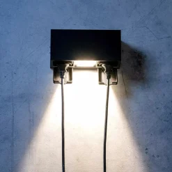 Norlux Utelamper Med Opp/Ned Lys<Talos vegglampe utendørs IP54 8W m/dobbel stikkontakt