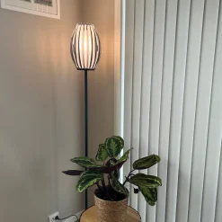 Herstal Interiørlamper Gulv<Tentacle gulvlampe Medium - Svart/Røykfarget