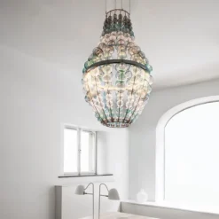 Örsjö Kjøkkenbelysning Tak|Lysekroner<The Crown lysekrone 135 cm - Håndst glass