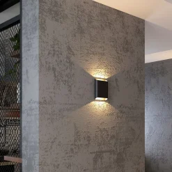 NorDesign Utelamper Med Opp/Ned Lys<Trem K2 vegglampe 2 x 6W 3000 Kelvin - Dimbar