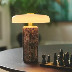 Design by Us Oppladbare Bordlamper<Trip oppladbar bordlampe - Dark Emperador brun marmor/Hvit skjerm