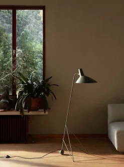 &Tradition Leselamper Gulv<Tripod Gulvlampe HM8