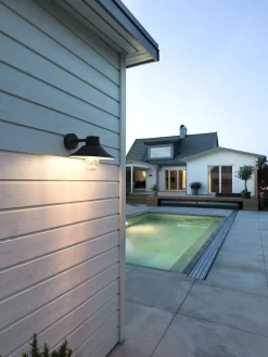 Konstsmide Utelamper - Klassiske Vegglamper<Vega vegglampe utendørs IP54 -