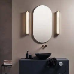 Astro Lighting Baderomsbelysning Vegg<Versailles 600 vegglampe 25W IP44 3000 kelvin - Matt Gullfarget