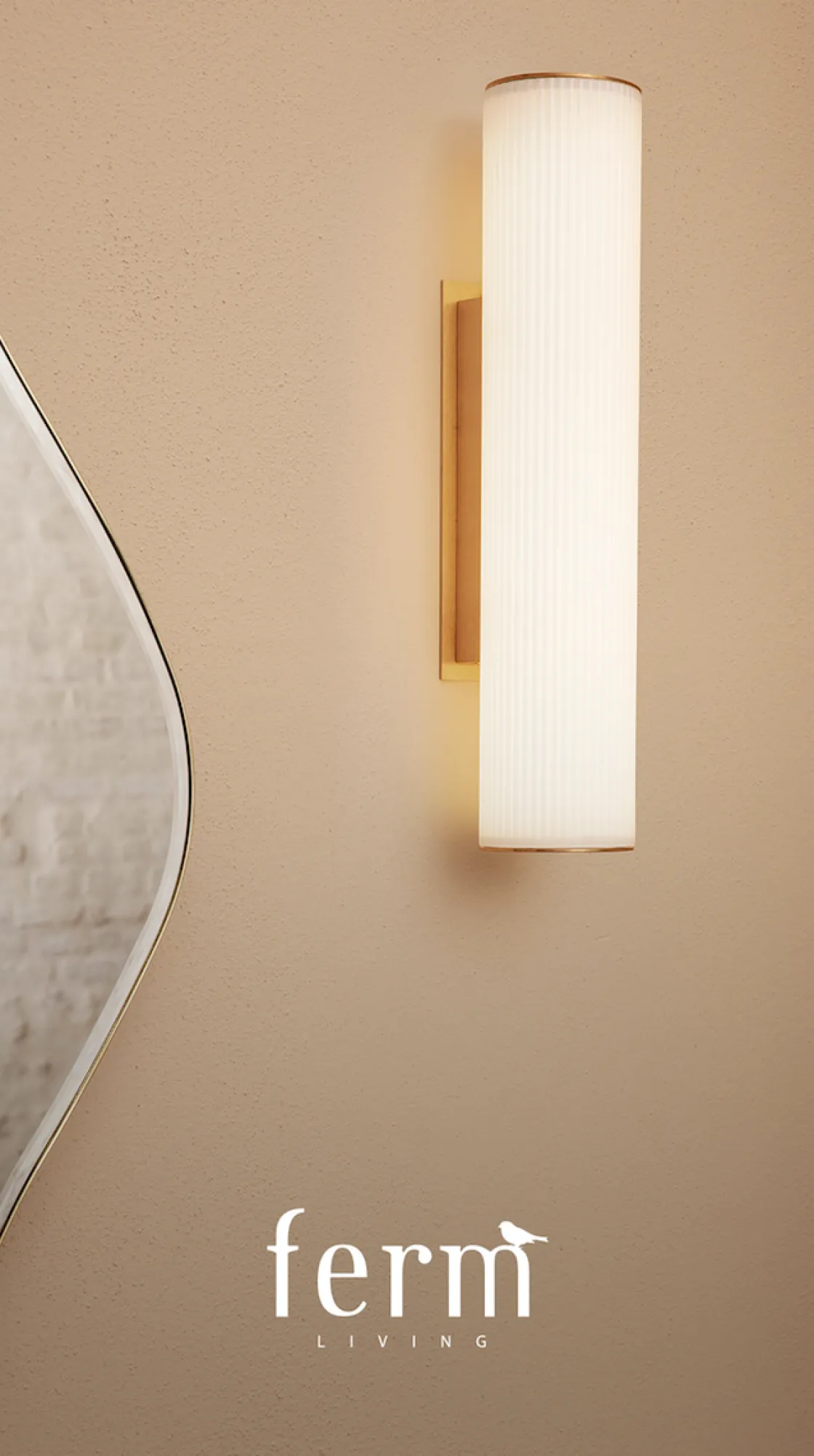 Ferm Living Interiørlamper<Vuelta Vegglampe 40cm - hvit /messing